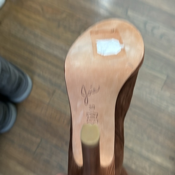 Joie Chap chestnut booties size 39 brand new - Picture 5 of 6